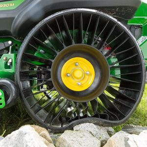 Michelin a dezvăluit anvelopele fără aer